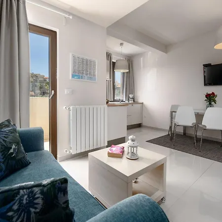 Apartment Mala 2 Mit Pool Und Whirlpool *